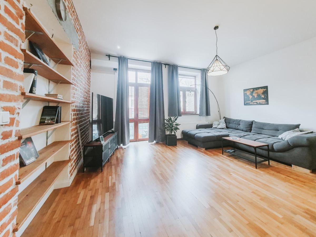 Priestranny Apartman V Centre Košice Esterno foto